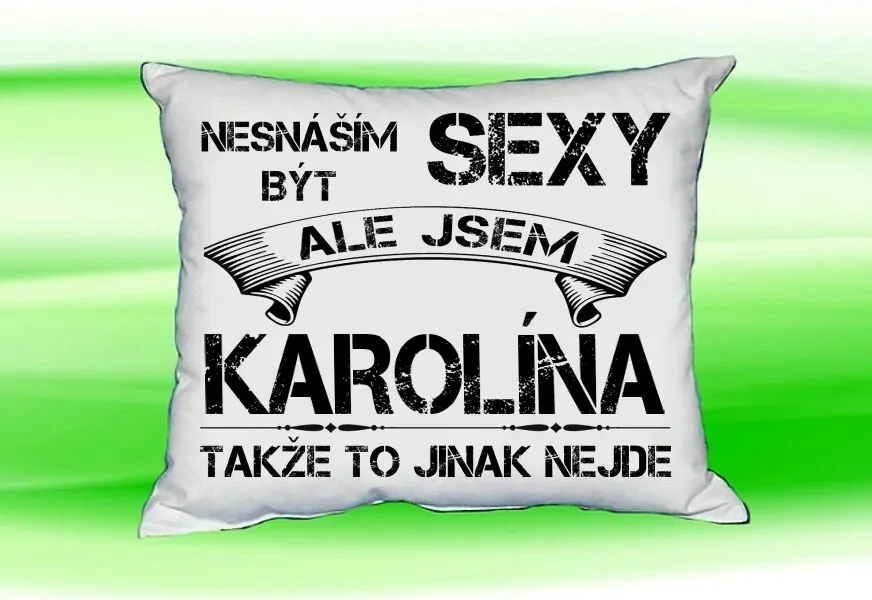 Polštář se jménem KAROLÍNA Bilý