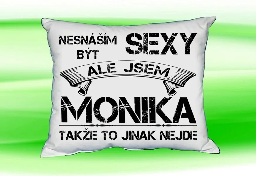 Polštář se jménem MONIKA Bilý