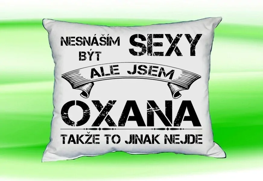 Polštář se jménem OXANA Bilý