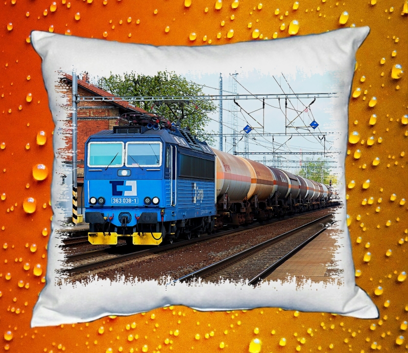 Polštářek s lokomotivou 363 038-1
