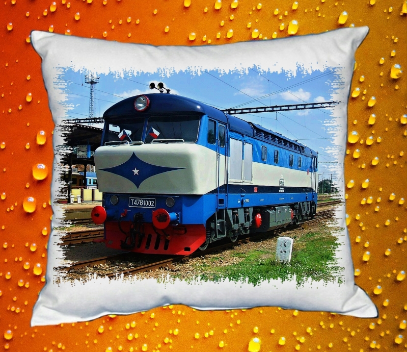 Polštářek s lokomotivou T478 II