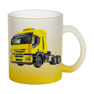 Skleněný hrnek s tahačem Iveco Stralis 440