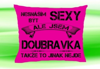 Polštář se jménem DOUBRAVKA Růžový