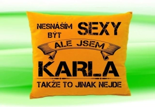 Polštář se jménem KARLA Medový