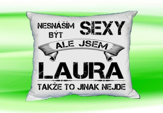 Polštář se jménem LAURA Bilý