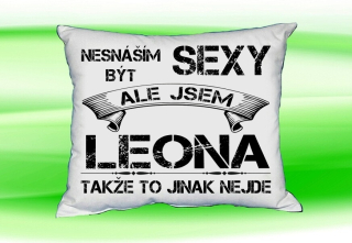 Polštář se jménem LEONA  Bilý