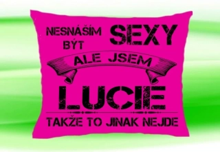 Polštář se jménem LUCIE Růžový