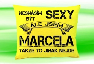 Polštář se jménem MARCELA Žlutý