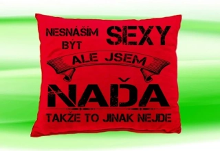 Polštář se jménem NAĎA Červený