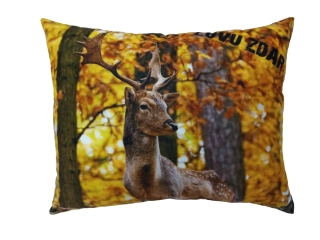 Moon River Polštář Lovu Zdar myslivecký motiv jelen v lese 33x43 cm