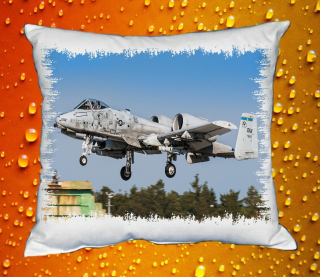 Moon River USA - Air Force Fairchild A-10 Thunderbolt II Polštář s letadlem 30x40 cm
