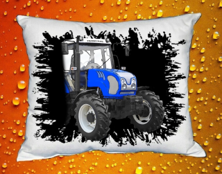 Moon River Farmtrac 675 polštář s traktorem černý 30x40 cm