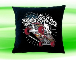 Polštářek skateboard životní styl černý
