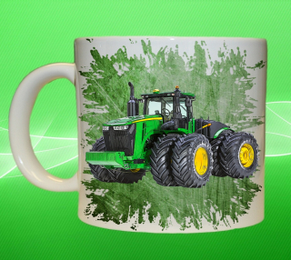 hrnek s traktorem John Deere 9620R II