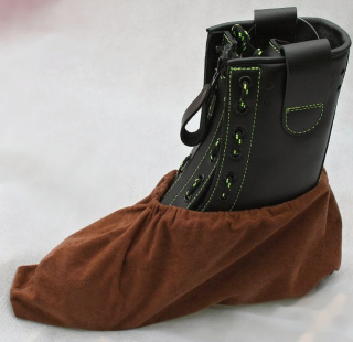 Moon River návleky na boty na gumu universální  hnědé 1 ks