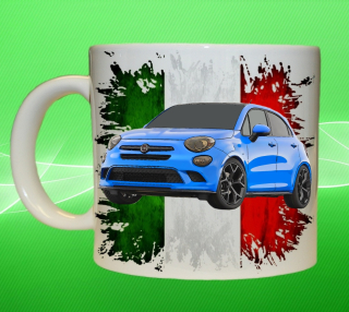 hrnek s Fiatem Fiat 500X