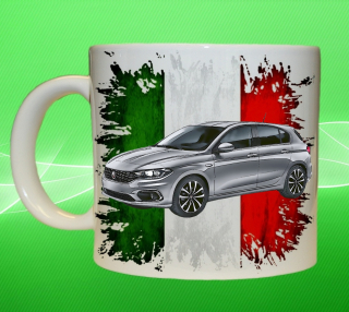 hrnek s Fiatem Fiat Tipo 2017