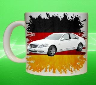 hrnek s Mercedes-Benz S221