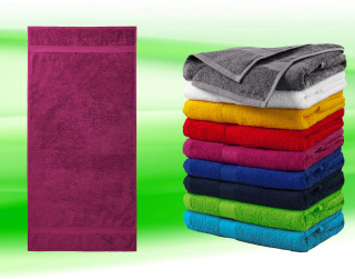 Moon River vyšívaná osuška se jménem pivoňková 70 x 140 cm