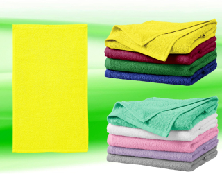 Moon River vyšívaný ručník se jménem citronový 50 x 100 cm