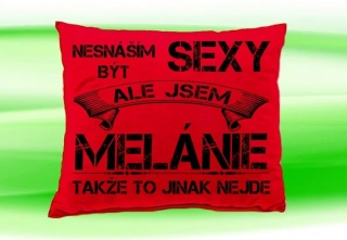 Polštář se jménem MELÁNIE Červený